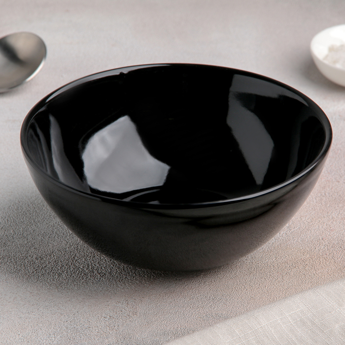 Миска 16 см "Чёрная"