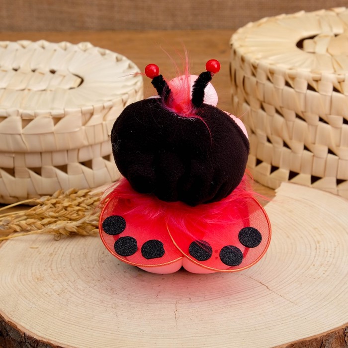 Сувенир «Божья коровка»