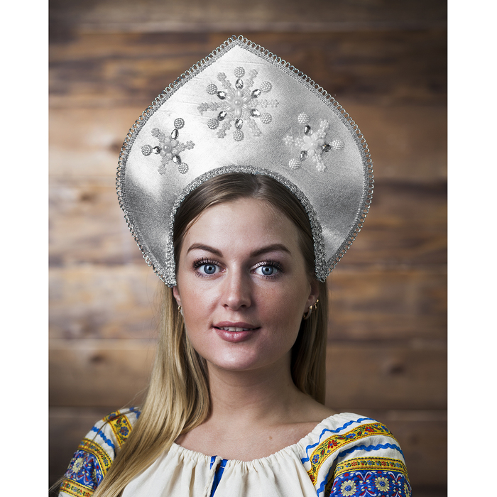 Кокошник на ободке "Великолепие" цвета МИКС