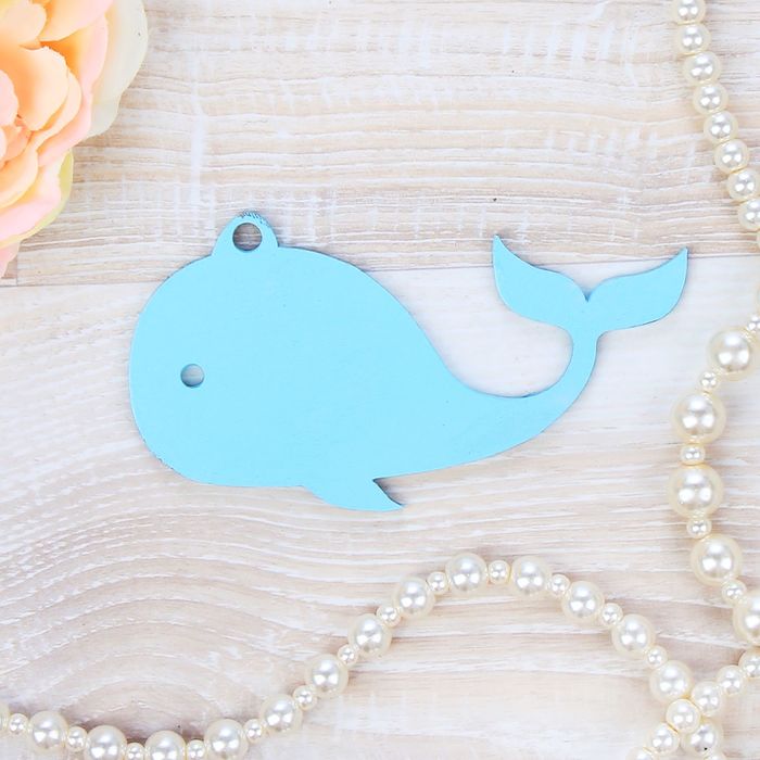 Шильдик деревянный "Кит"