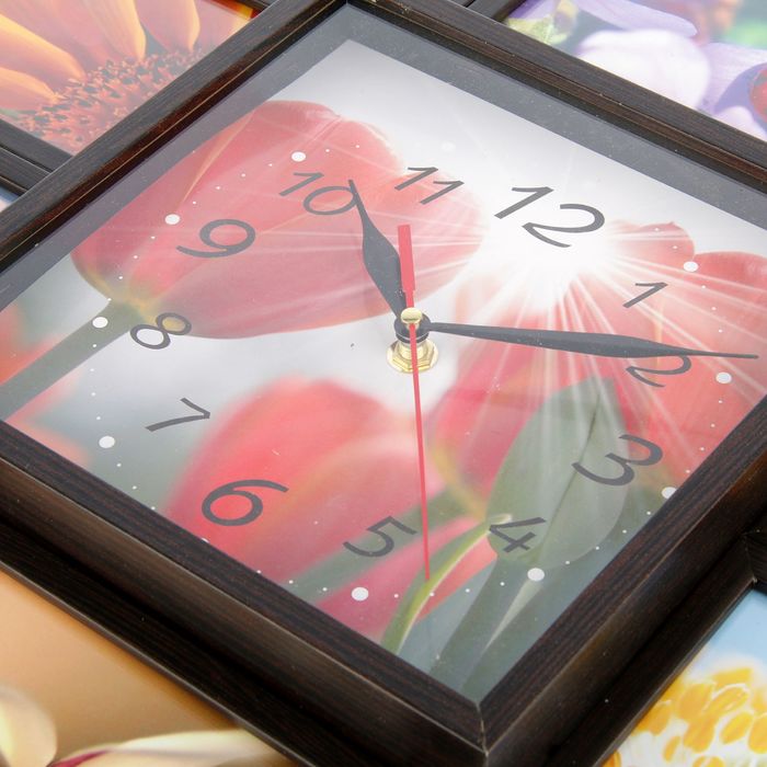 Фоторамка на 10 фото 10х10, 10х15 с часами, венге "Тюльпаны"