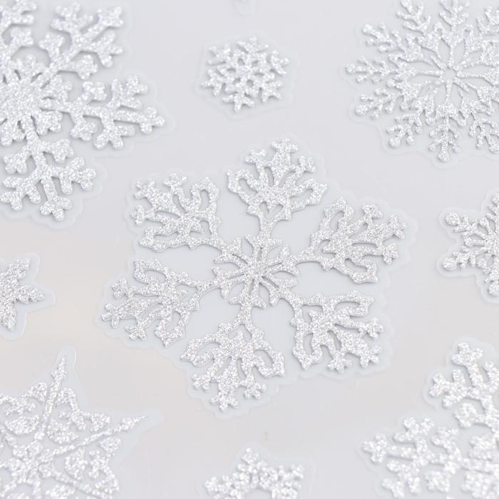 Наклейки Decoretto "Искрящиеся снежинки" 20х35 см