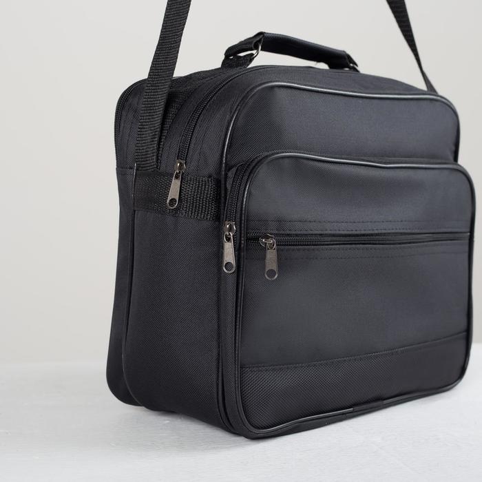 Сумка мужская на молнии, 2 отдела, 2 наружных кармана, цвет чёрный