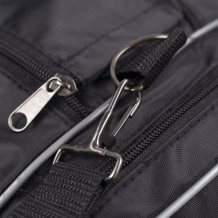 Сумка спортивная, 1 отдел на молнии, 3 наружных кармана, длинный ремень, цвет чёрный