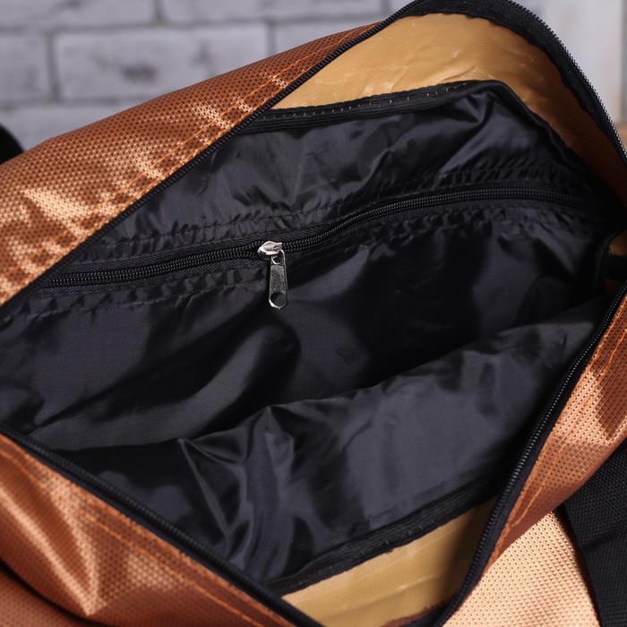 Сумка спортивная на молнии, 1 отдел, наружный карман, длинный ремень, цвет золотистый