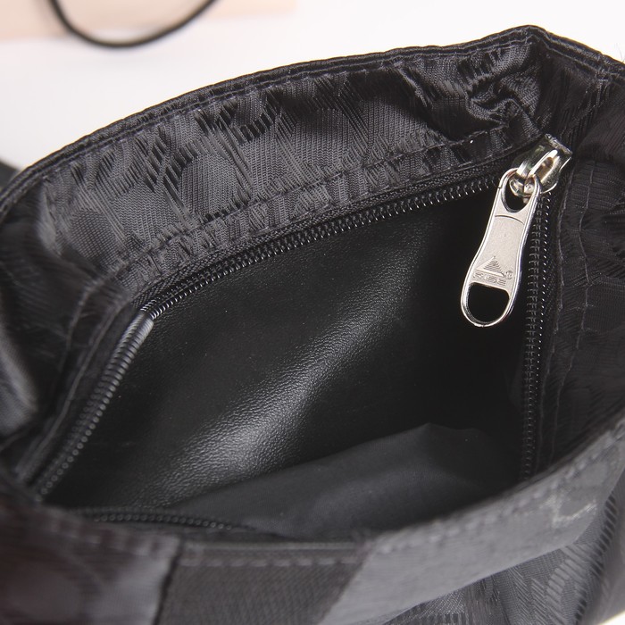 Сумка мужская на молнии, 1 отдел, наружный карман, длинный ремень, цвет чёрный