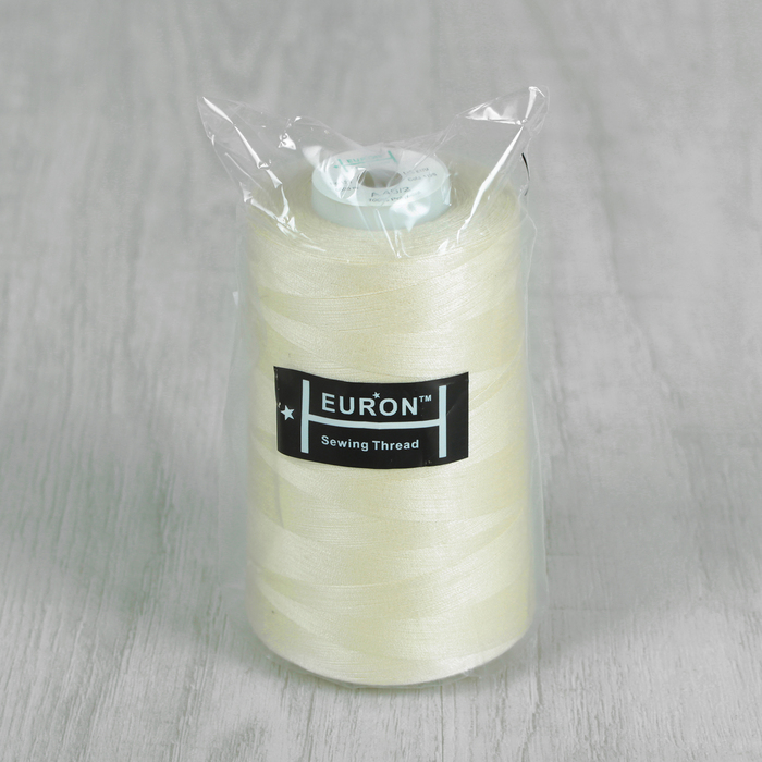 Нитки 40/2, 5000м, №120, цвет молочный №1126