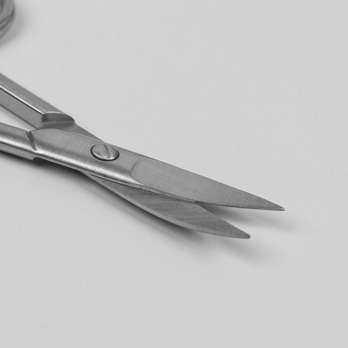 Ножницы маникюрные, широкие, загнутые, 9см, цвет матовый серебристый