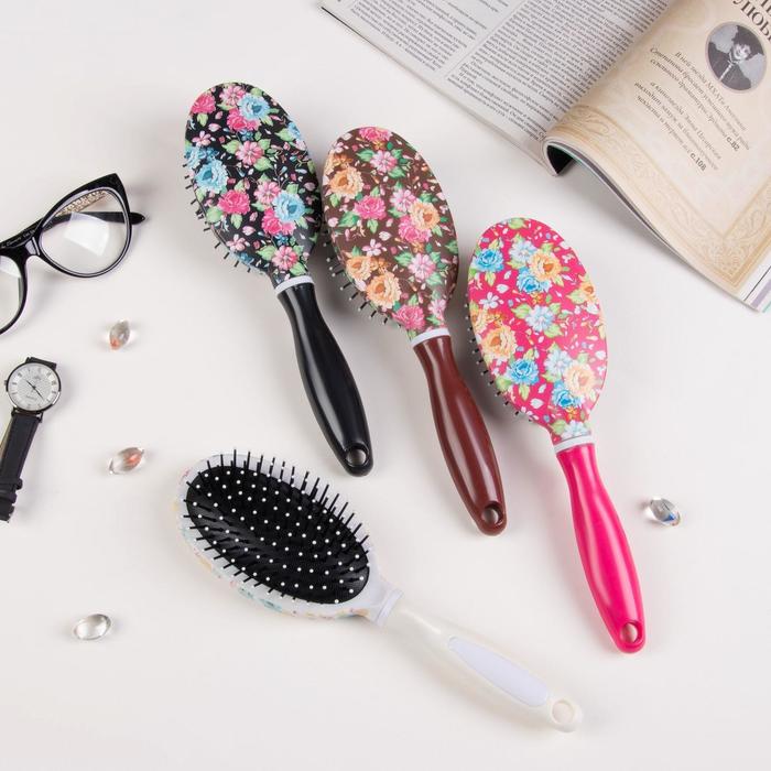 Расчёска массажная, овальная, цвет МИКС