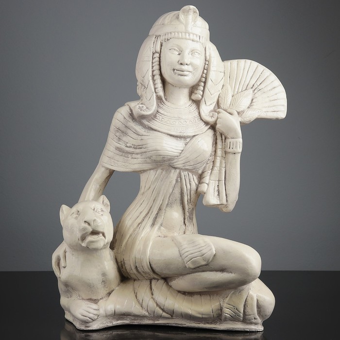 Фигура "Клеопатра с пантерой сидя" большая, состаренный 23 × 34 × 51 см