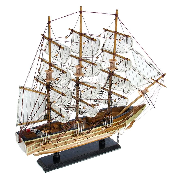 Корабль сувенирный средний «Трёхмачтовый», светлый, 49 х 42 х 9 см