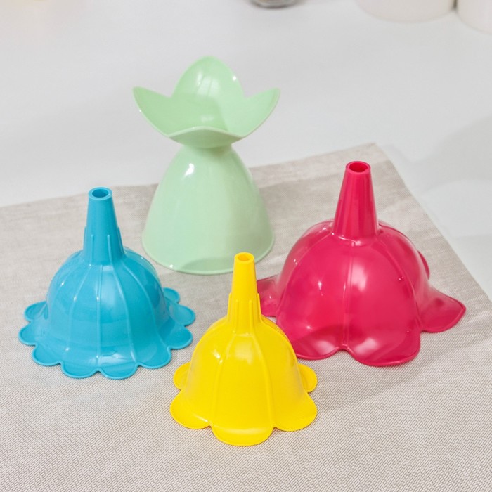 Набор воронок на подставке "Цветы", 3 шт