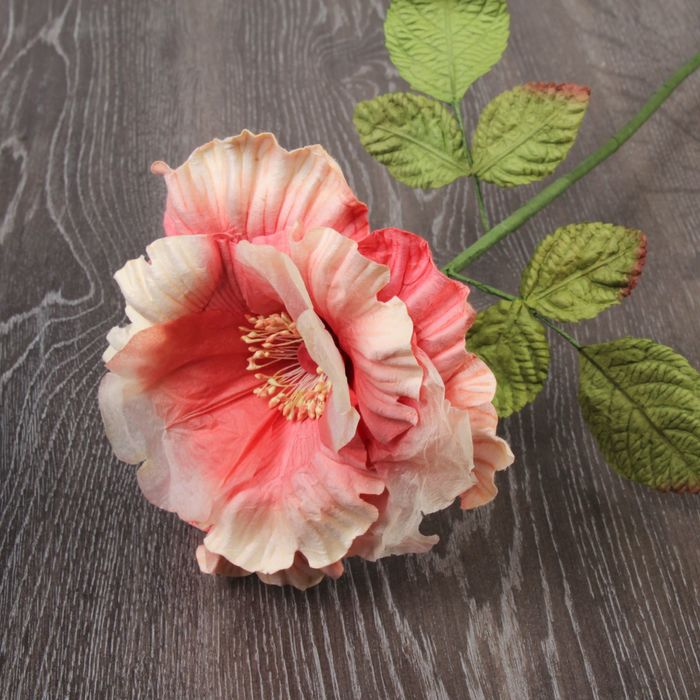 Декоративный цветок "Сказочная роза", бело-розовый