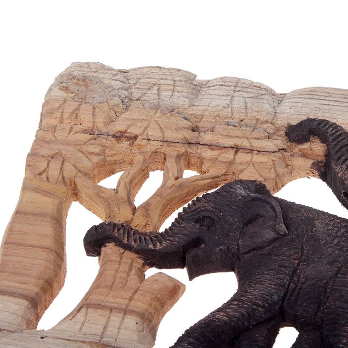 Панно "Два слона и деревья"