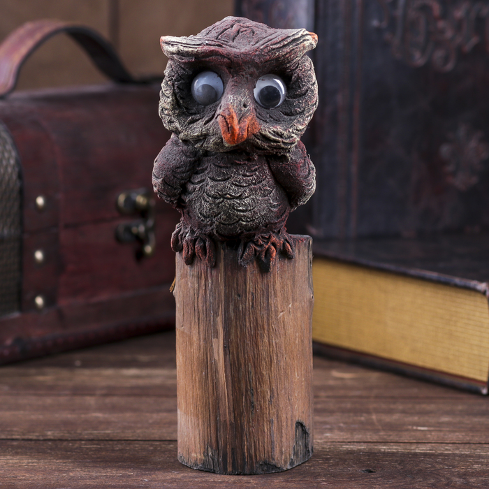 Сувенир "Совушка на коряге"