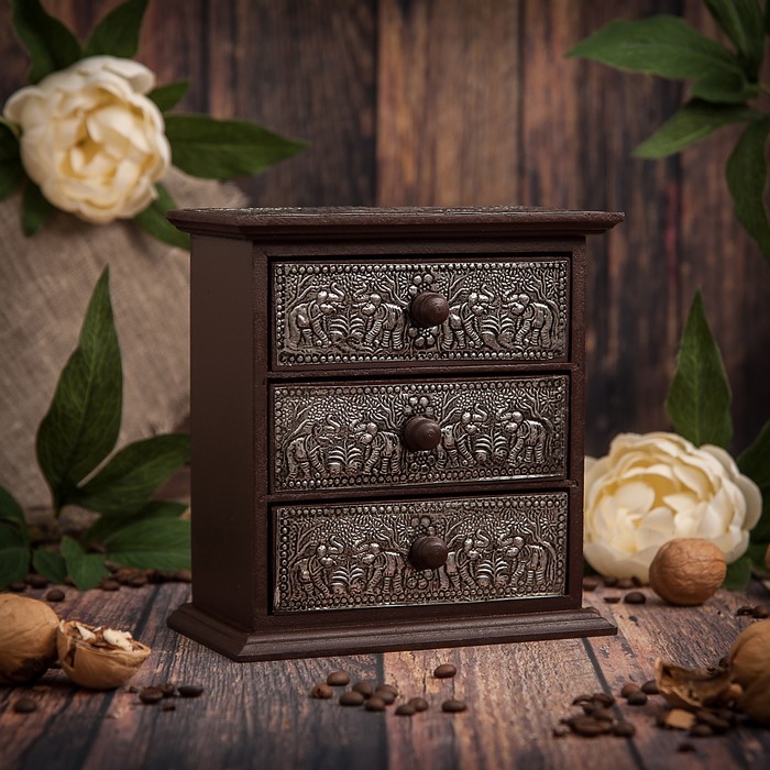 Шкатулка-комод с гравюрой "Джунгли"