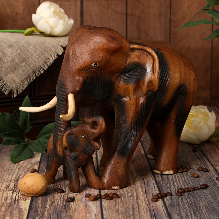 Сувенир "Слониха с малышом"