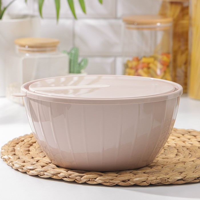 Салатник 2,8 л Fiesta с крышкой, цвет МИКС