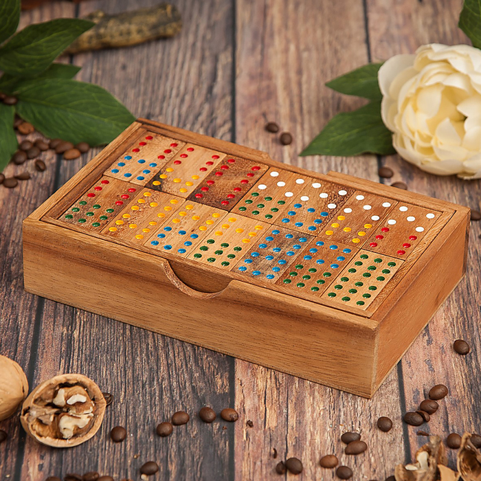 Настольные игра "Домино", 4х16х10 см