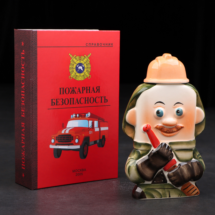 фото Штоф фарфоровый «пожарный», 0.4 л, в упаковке книге весёлый фарфор