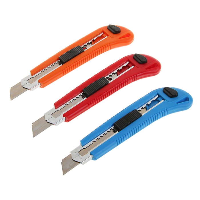 Нож универсальный Top Tools, корпус пластик, квадратный фиксатор, усиленный, 18 мм, 3 лезвия