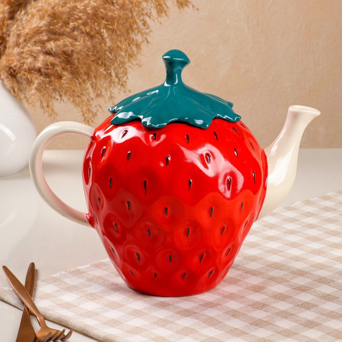 Чайник "Клубника" 1,8 л