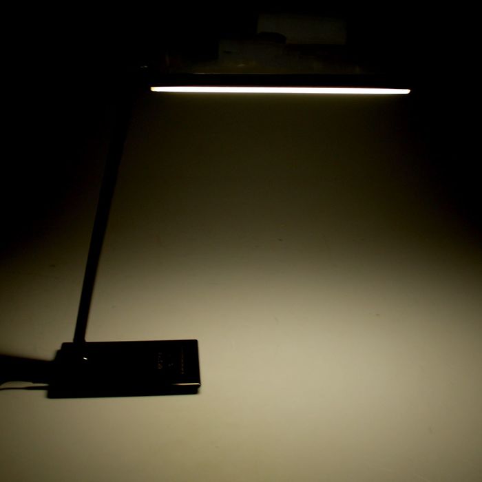 Светильник настольный светодиодный TL-207 (B, GRAF, димм., 12 Вт) Черный