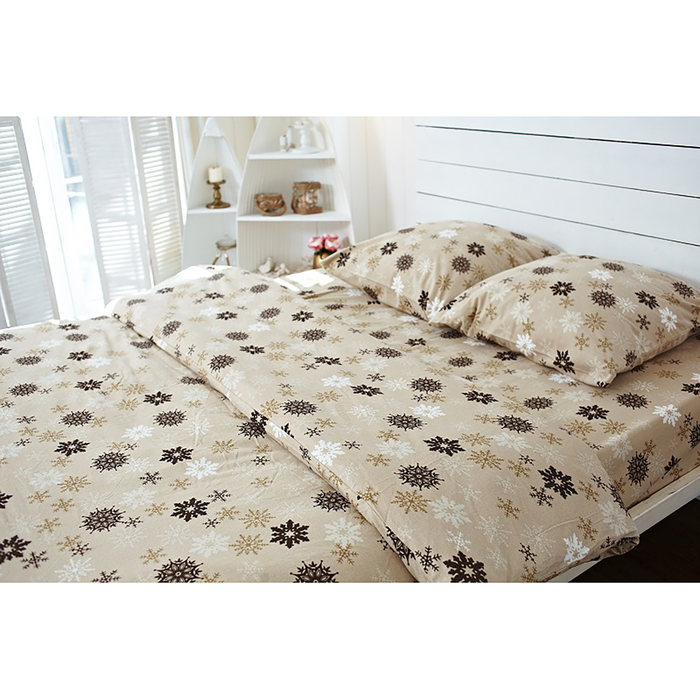 Постельное бельё 2 сп. Снежинки беж 175х220см, 200х220см, 50х70см 2шт, фланель облегчённая 147 г/м.кв. хл100%
