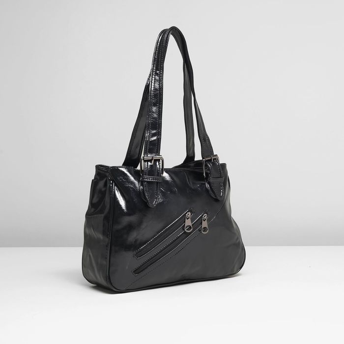 Сумка женская на молнии, 2 отдела, 3 наружных кармана, цвет чёрный