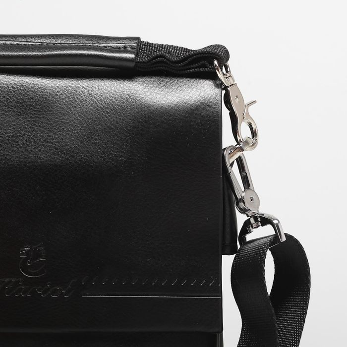 Планшет мужской, 3 отдела, 2 наружных кармана, ручка, длинный ремень, цвет чёрный