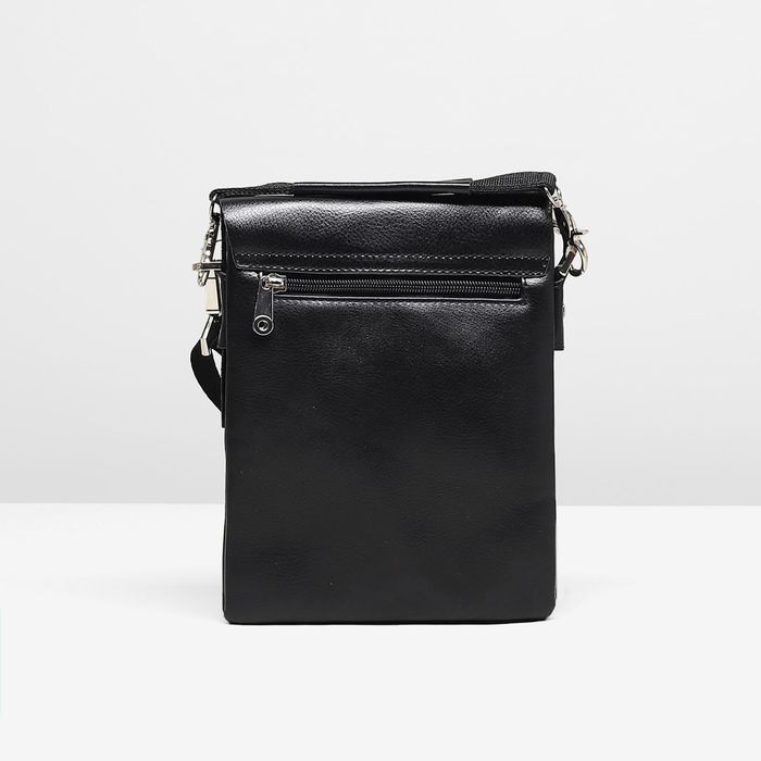 Планшет мужской, 3 отдела, 2 наружных кармана, ручка, длинный ремень, цвет чёрный