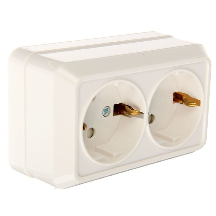 Розетка со шторками, накладная TDM "Ладога" 2х2Р+Е, 16 А, IP20, белый, SQ1801-0062