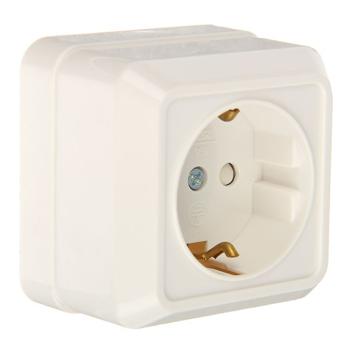 Розетка со шторками, накладная TDM "Ладога" 2Р+Е, 16 А, IP20, белый, SQ1801-0060