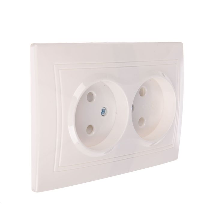 Розетка TDM "Таймыр" 2П, 10 А, 250 В, 2-местная, с защитными шторками, белая, SQ1814-0017