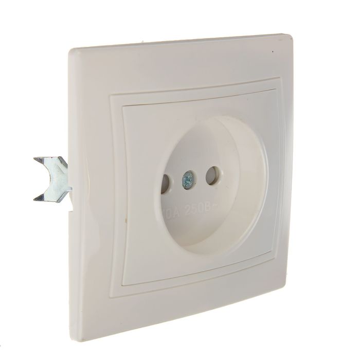 Розетка TDM "Таймыр" 2П, 10 А, 250 В, одноместная, с защитными шторками, белая, SQ1814-0015