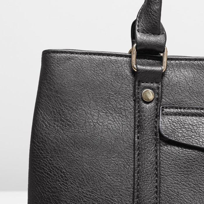 Сумка женская на молнии, 2 отдела, 2 наружных кармана, цвет чёрный