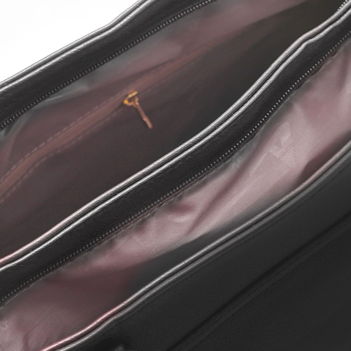 Сумка женская на молнии, 2 отдела, 2 наружных кармана, цвет чёрный