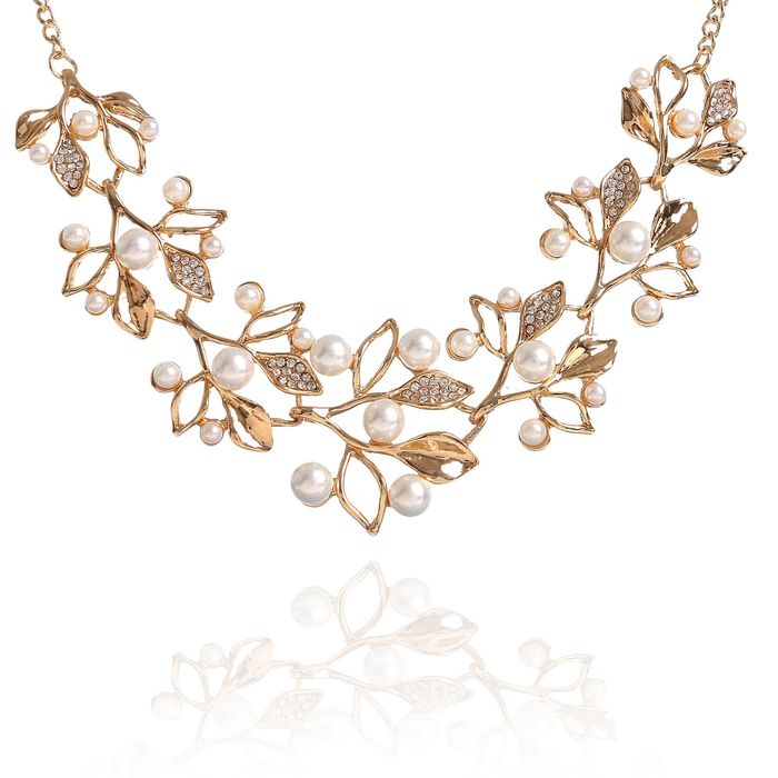 Колье "Жемчужные листья", цвет белый в золоте