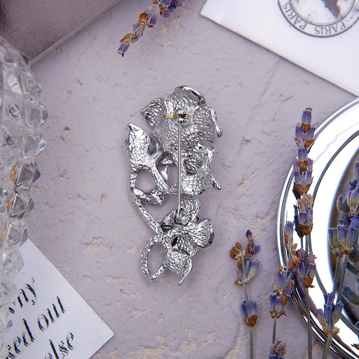 Брошь "Цветы розы с бутонами", цвет фиолетовый в серебре