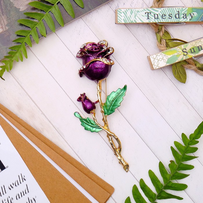 Брошь "Цветы розы", бутоны, цвет фиолетово-зеленый в золоте