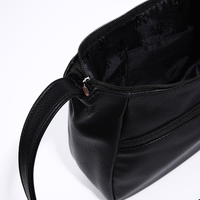 Сумка женская на молнии, 1 отдел, 2 наружных кармана, длинный ремень, цвет чёрный