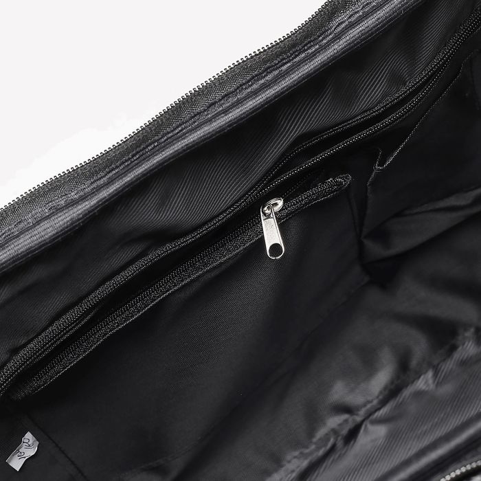 Сумка женская на молнии, 1 отдел, наружный карман, длинный ремень, цвет чёрный