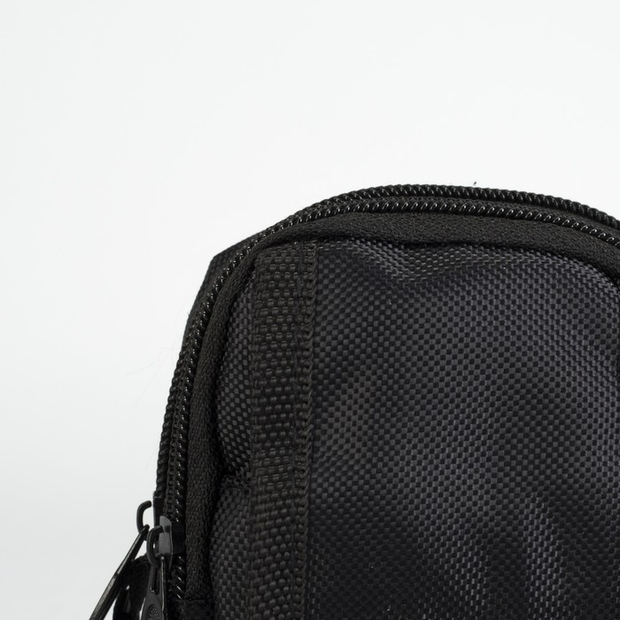 Сумка поясная, 2 отдела, наружный карман, длинный ремень, цвет чёрный