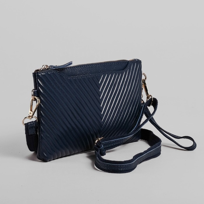 Клатч женский на молнии, 1 отдел с перегородкой, ручка, 2 наружных кармана, длинный ремень, цвет синий