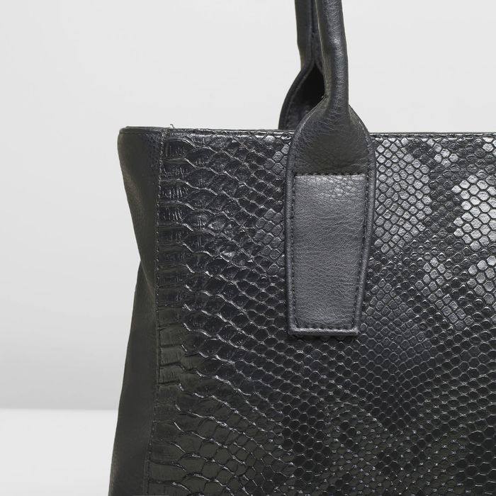 Сумка женская на молнии, 1 отдел, наружный карман, цвет чёрный