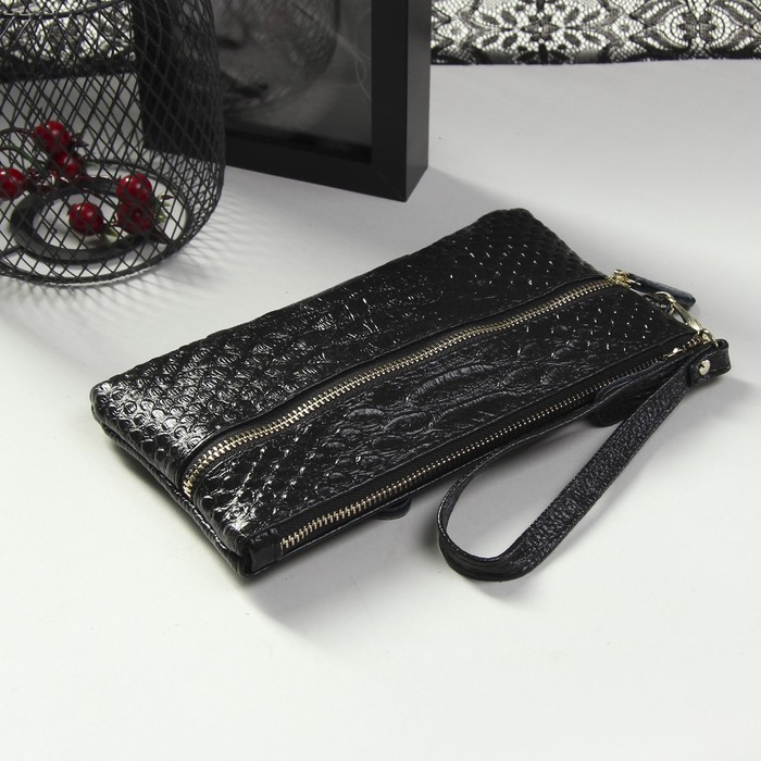 Кошелёк женский на молнии, 1 отдел с перегородкой, 2 наружных кармана, с ручкой, цвет чёрный