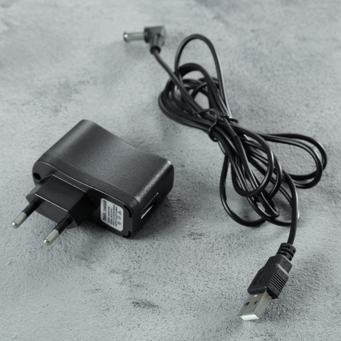 Часы настенные электронные Home Essentials: часы, температура, календарь, будильник, цифры синие