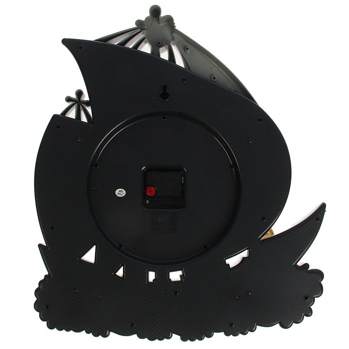 Часы настенные "Кораблик на волнах", хром и позолота