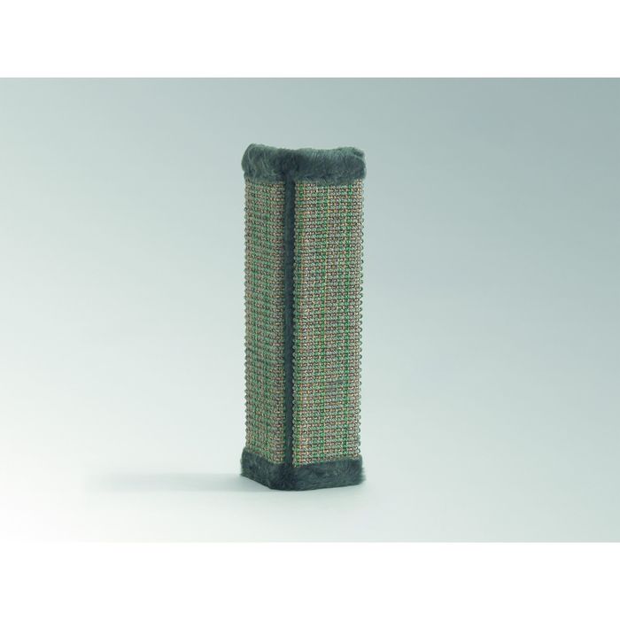 Когтеточка Beeztees сизалевая с мехом с кошачьей мятой угловая 50*21см