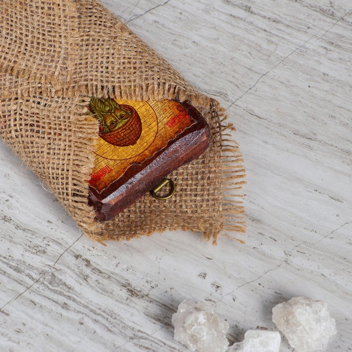 Икона под старину карманная "Спиридон Тримифунтский", 7х10 см